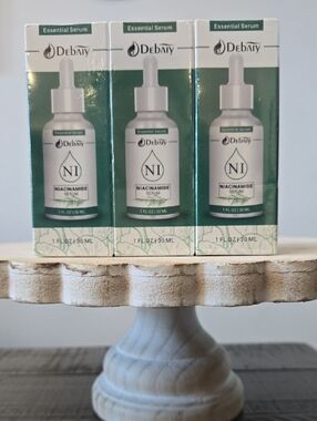 Debliy Niacinamide Serum - Green & White Packaging